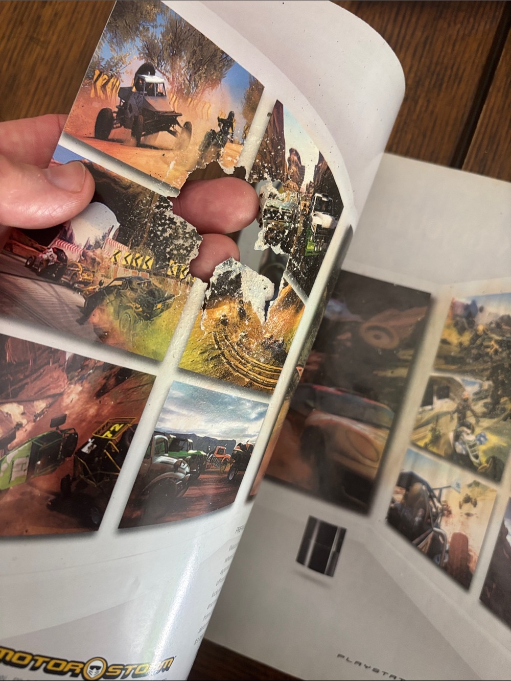 Game Informer Magazine (Feb 2007) - Picture 2 of 5